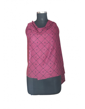 Women stole dotted desigan mulberry